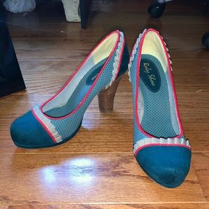Very cute and unique pumps!